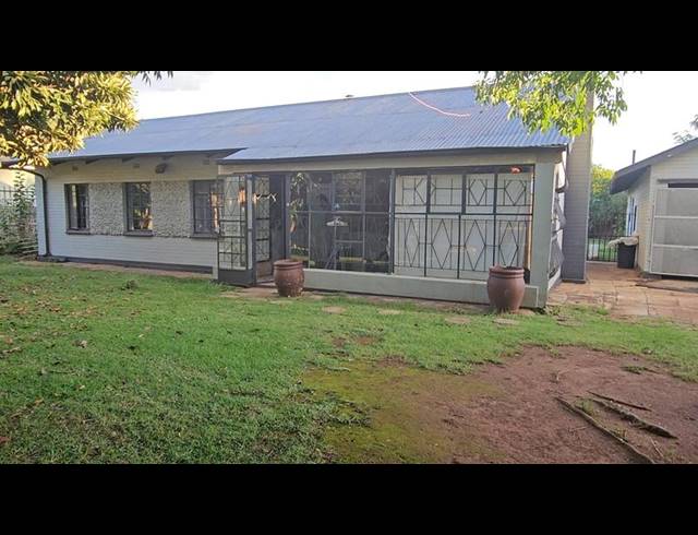3 BEDROOM HOUSE FOR SALE IN THREE RIVERS
